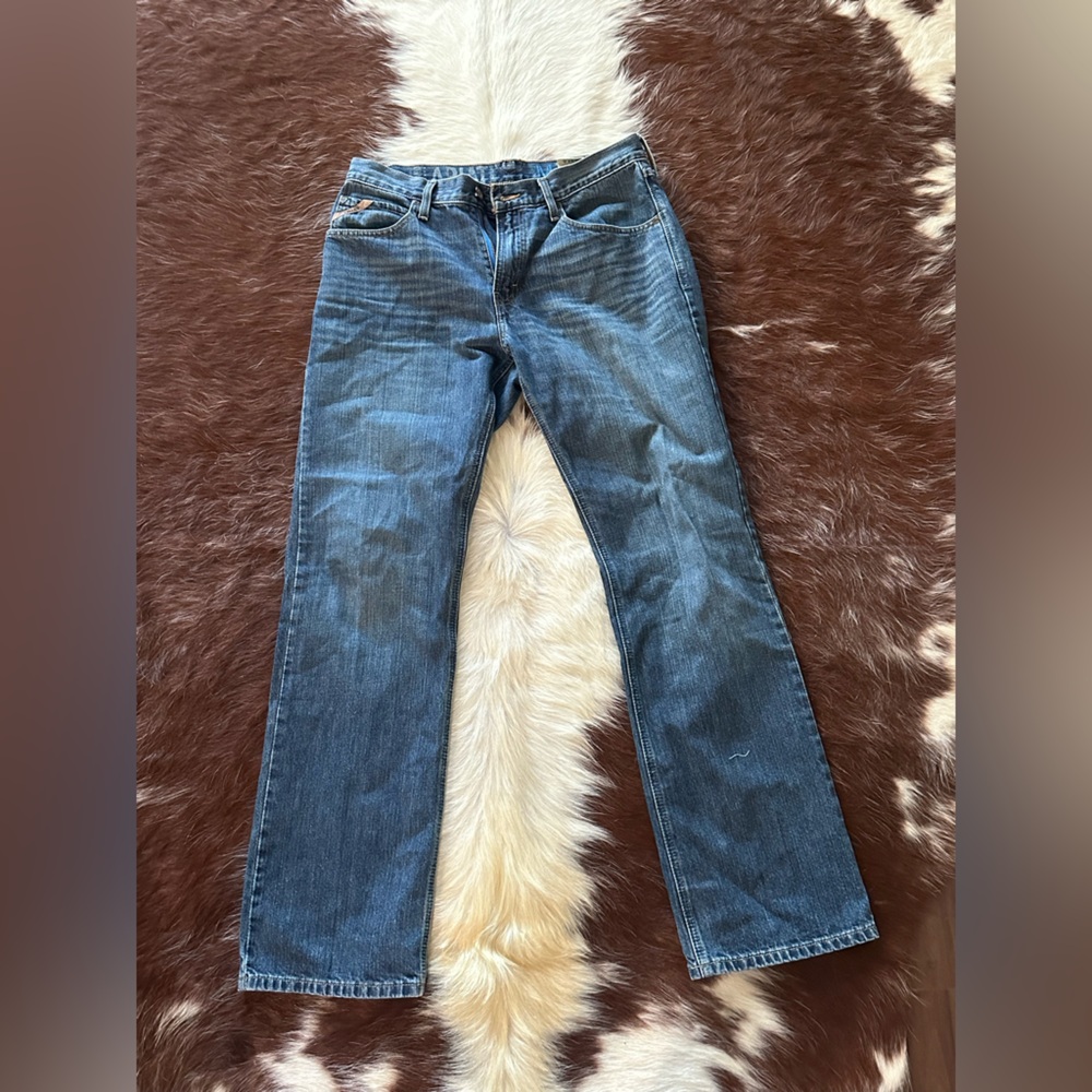Ariat Men's Classic Straight Blue Jeans